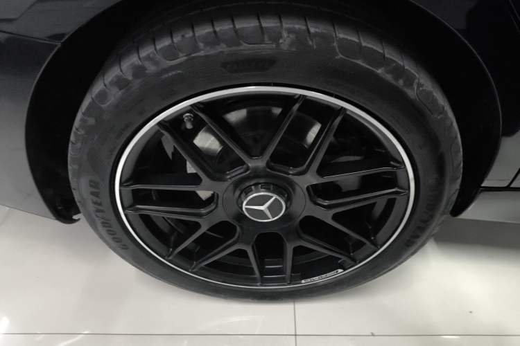 Used Mercedes-Benz C-Class 2025 C 260 L Obsidian Night Sport Edition Exterior 5