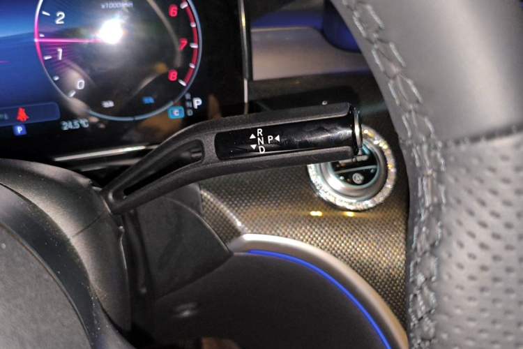 Used Mercedes-Benz C-Class 2025 Refresh C 260 L Night Edition Sports Version Gear Lever