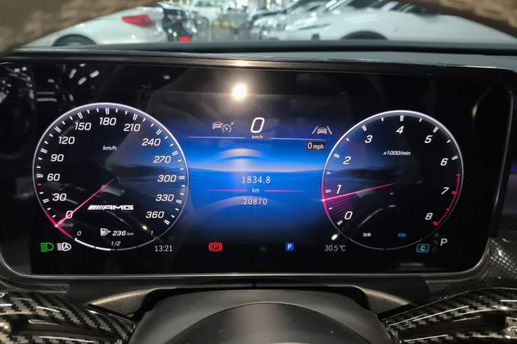 Used Mercedes-Benz C-Class 2025 C 260 L Obsidian Night Sport Edition Instrument Cluster