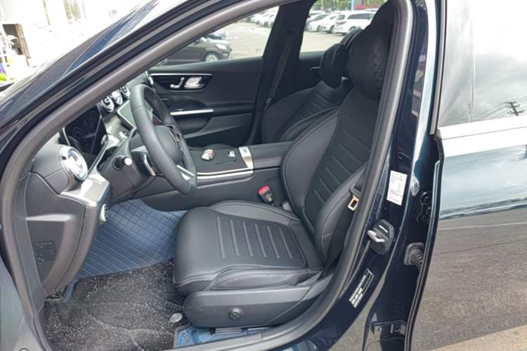 Used Mercedes-Benz C-Class 2025 C 260 L Sport Edition Left Front Seat