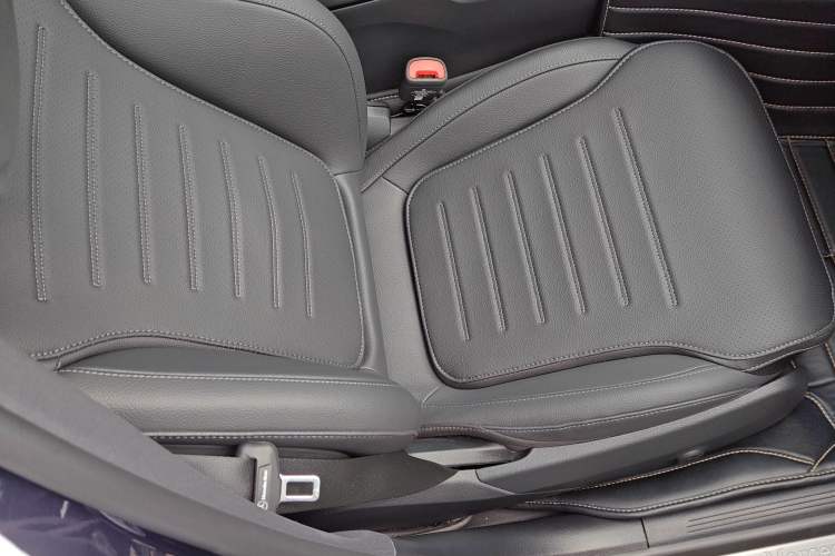Used Mercedes-Benz C-Class 2025 Facelift C 260 L Sport Edition Right Front Seat