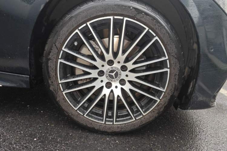 Used Mercedes-Benz C-Class 2025 C 260 L Sport Edition Right Front Wheel Hub