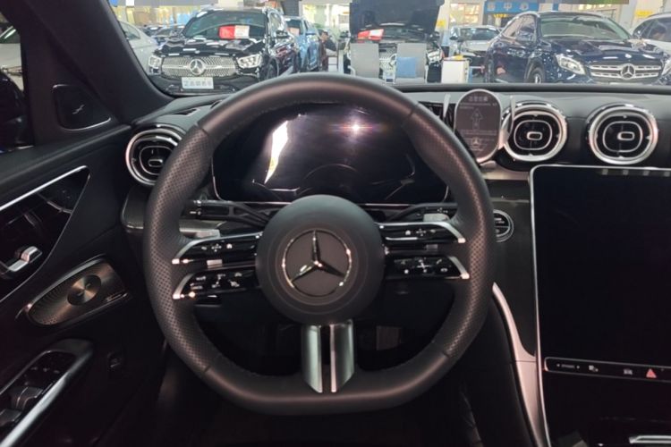 Used Mercedes-Benz C-Class 2025 C 260 L Obsidian Night Sport Edition Steering Wheel