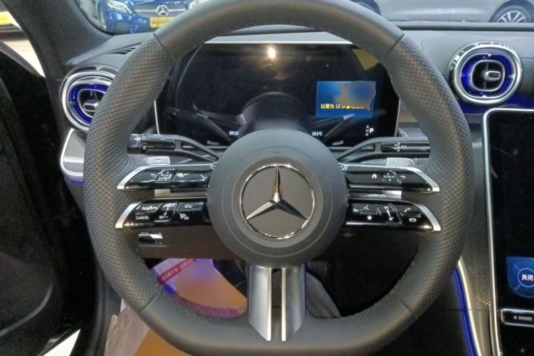 Used Mercedes-Benz C-Class 2025 Refresh C 260 L Night Edition Sports Version Steering Wheel