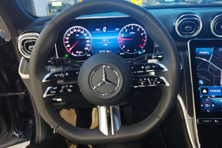 Used Mercedes-Benz C-Class 2025 C 260 L Sport Edition Steering Wheel