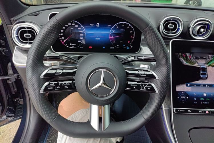 Used Mercedes-Benz C-Class 2025 C 260 L Sport Edition Steering Wheel