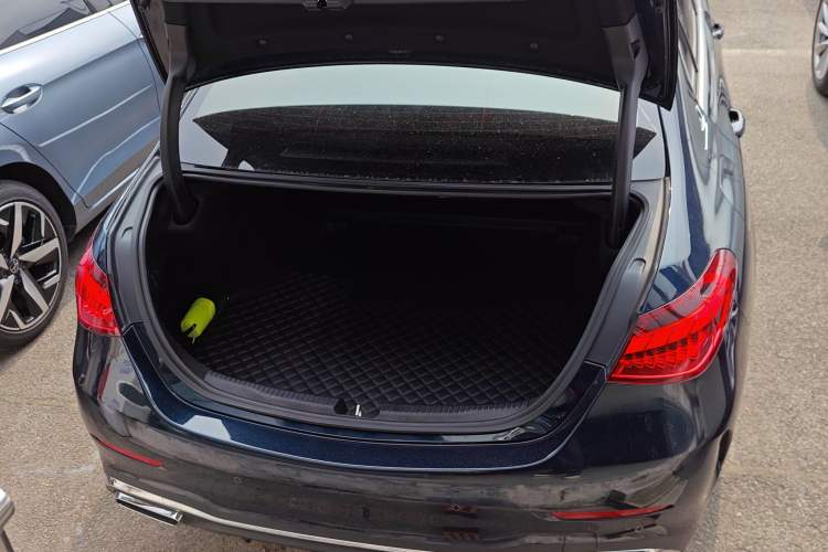 Used Mercedes-Benz C-Class 2025 Facelift C 260 L Sport Edition Trunk