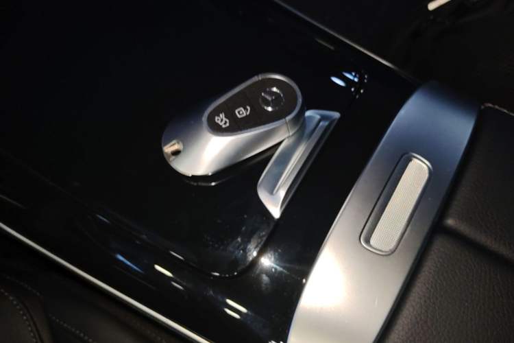 Used Mercedes-Benz C-Class 2025 C 260 L Sport Edition Vehicle Key