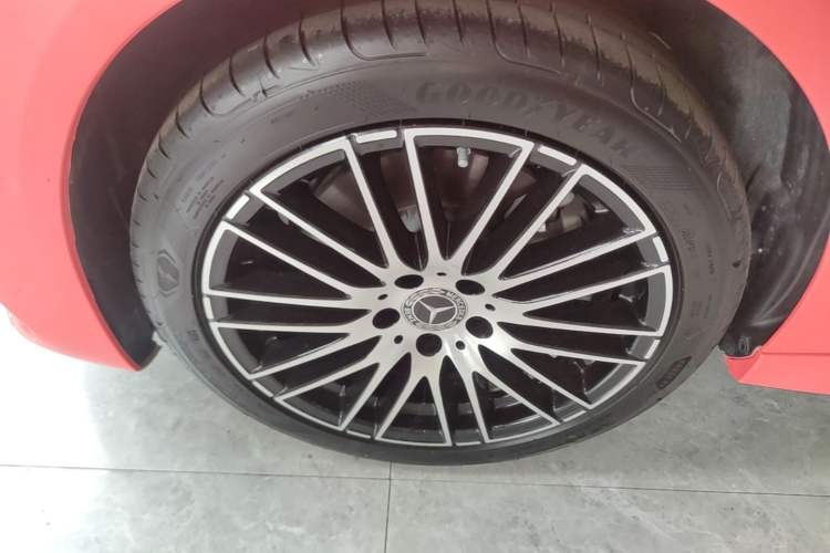 Used Mercedes-Benz C-Class 2025 Facelift C 260 L Sport Edition Left Front Wheel Hub