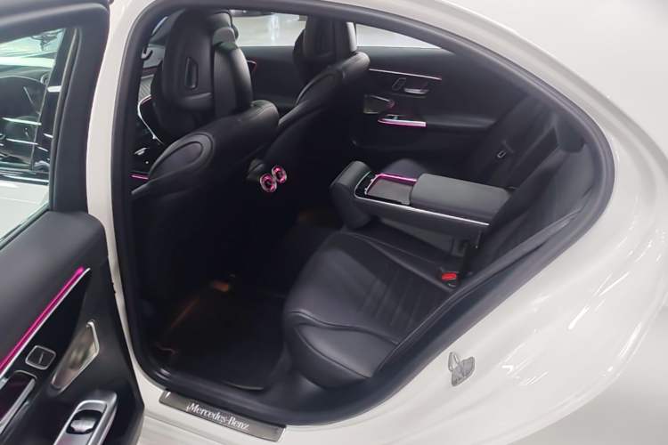 Used Mercedes-Benz C-Class 2025 C 260 L Obsidian Night Sport Edition Left Rear Seat