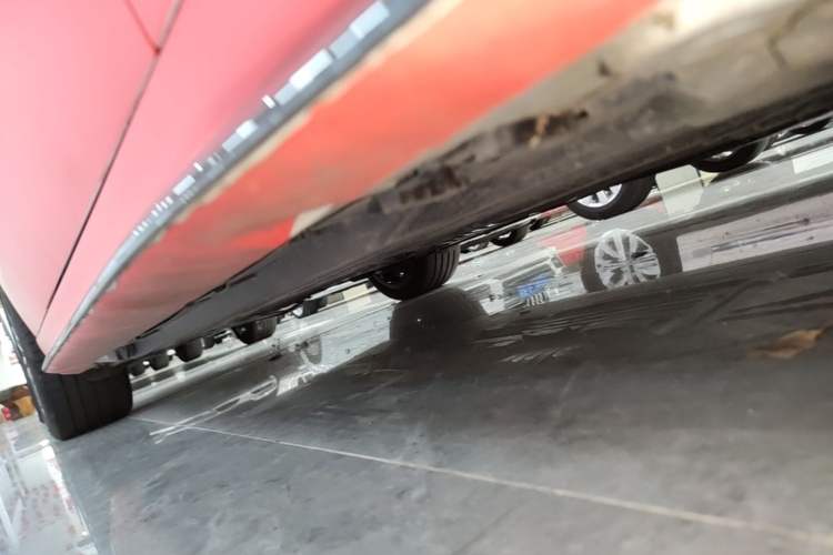 Used Mercedes-Benz C-Class 2025 Facelift C 260 L Sport Edition Right Side Sill