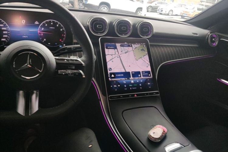 Used Mercedes-Benz C-Class 2025 C 260 L Sport Edition Center Console