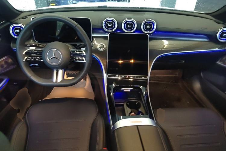 Used Mercedes-Benz C-Class 2025 Refresh C 260 L Night Edition Sports Version Center Console