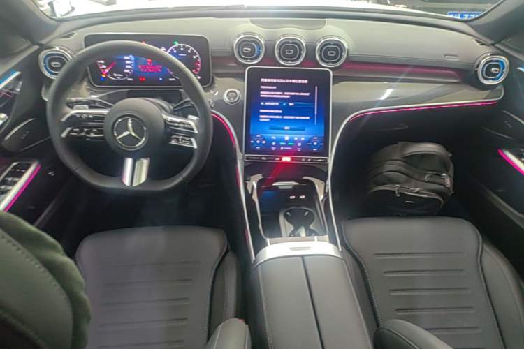 Used Mercedes-Benz C-Class 2025 Facelift C 260 L Sport Edition Center Console