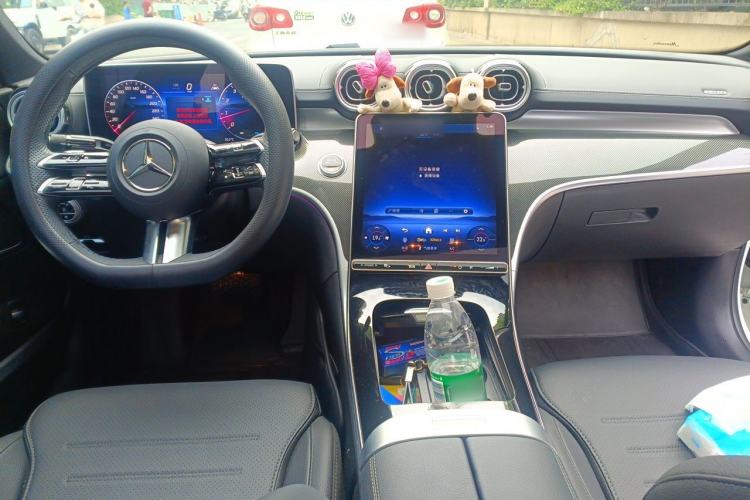 Used Mercedes-Benz C-Class 2025 Facelift C 260 L Sport Edition Center Console