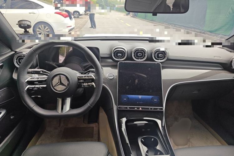 Used Mercedes-Benz C-Class 2025 C 260 L Sport Edition Center Console