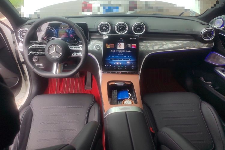 Used Mercedes-Benz C-Class 2025 C 260 L Sport Edition Center Console