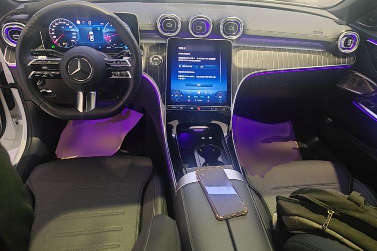 Used Mercedes-Benz C-Class 2025 C 260 L Obsidian Night Sport Edition Center Console