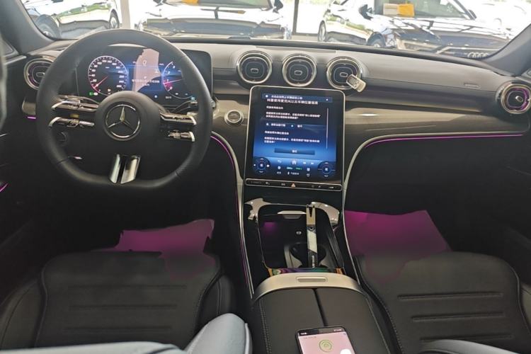Used Mercedes-Benz C-Class 2025 Facelift C 260 L Sport Edition Center Console