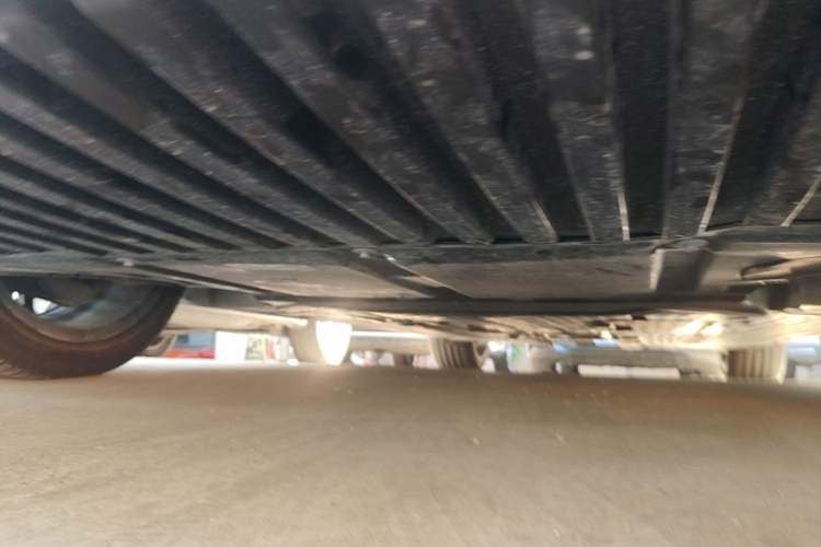 Used Mercedes-Benz C-Class 2025 C 260 L Sport Edition Chassis Front Right