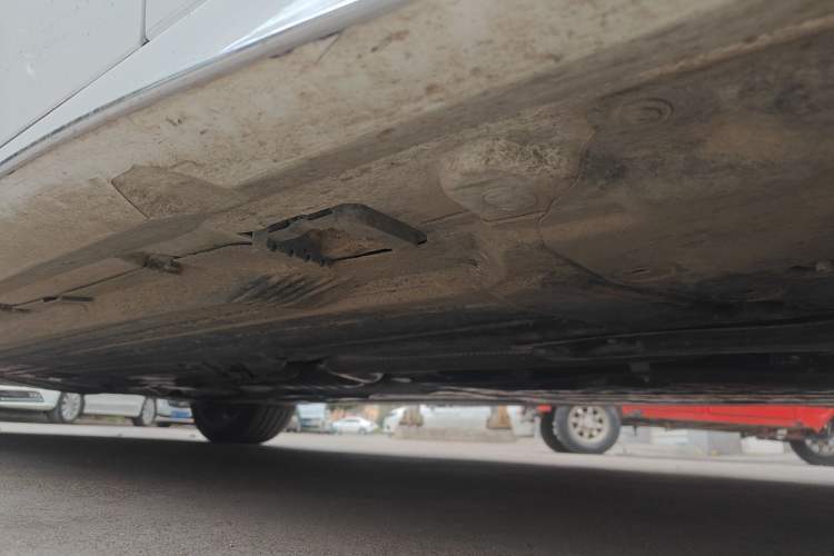 Used Mercedes-Benz C-Class 2025 Facelift C 260 L Sport Edition Chassis Front Right