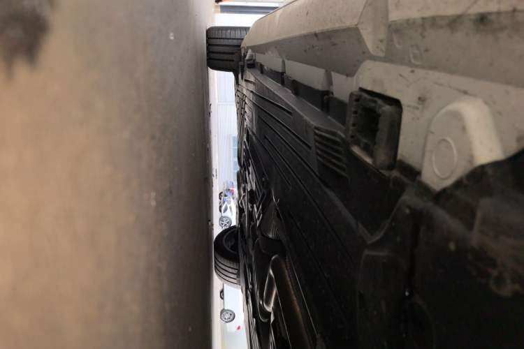 Used Mercedes-Benz C-Class 2025 C 260 L Sport Edition Chassis Front Right