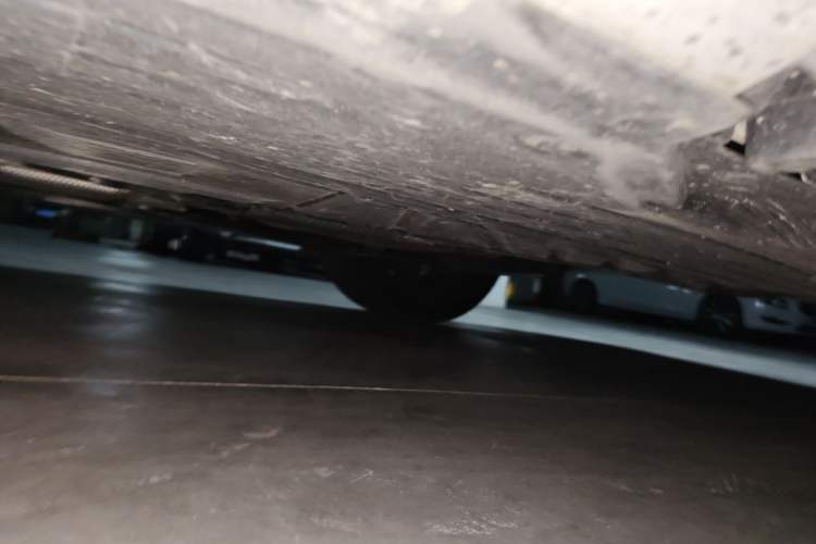 Used Mercedes-Benz C-Class 2025 C 260 L Sport Edition Chassis Rear Left