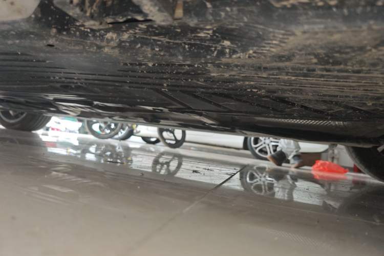 Used Mercedes-Benz C-Class 2025 C 260 L Sport Edition Chassis Rear Left
