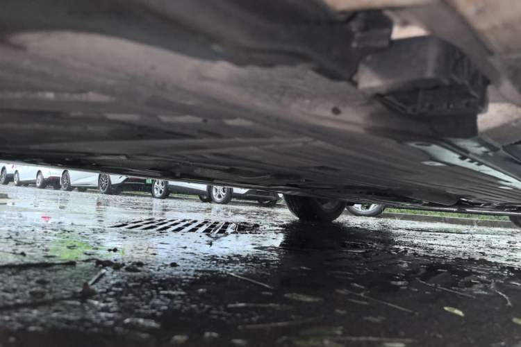 Used Mercedes-Benz C-Class 2025 C 260 L Sport Edition Chassis Rear Right