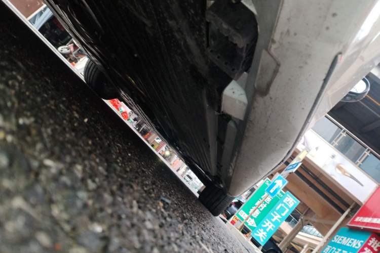 Used Mercedes-Benz C-Class 2025 C 260 L Sport Edition Chassis Rear Right