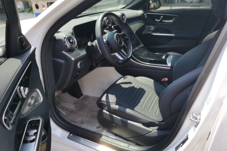 Used Mercedes-Benz C-Class 2025 Refresh C 260 L Night Edition Sports Version Driver Seat