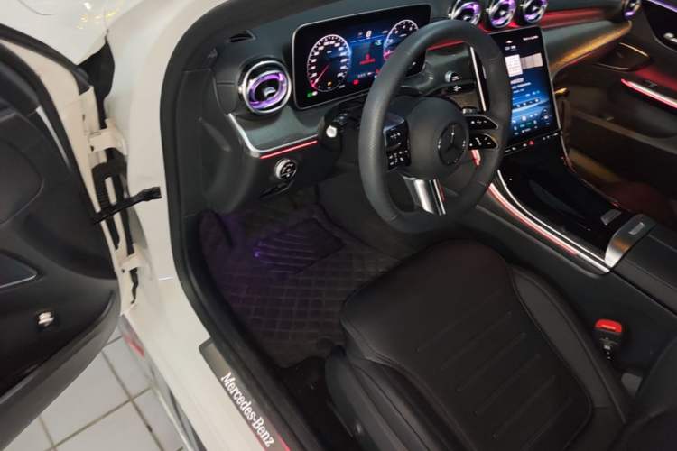 Used Mercedes-Benz C-Class 2025 C 260 L Sport Edition Driver Seat