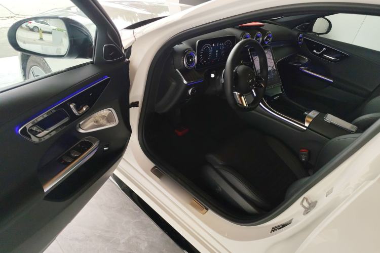 Used Mercedes-Benz C-Class 2025 C 260 L Obsidian Night Sport Edition Driver Seat