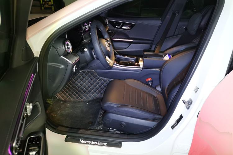 Used Mercedes-Benz C-Class 2025 Facelift C 260 L Sport Edition Driver Seat