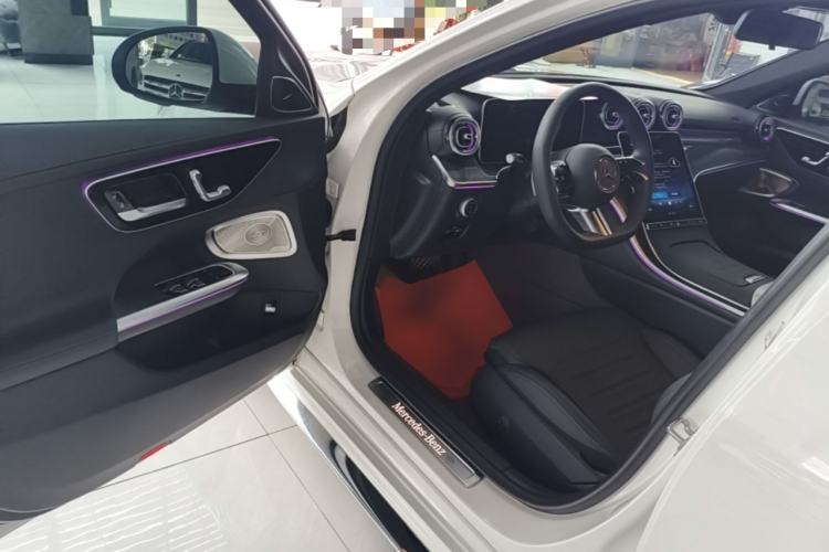Used Mercedes-Benz C-Class 2025 Facelift C 260 L Sport Edition Driver Seat