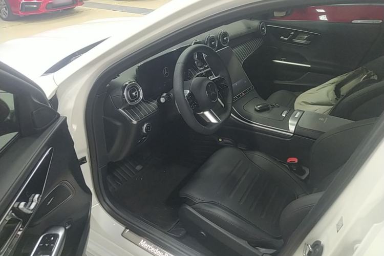 Used Mercedes-Benz C-Class 2025 C 260 L Sport Edition Driver Seat