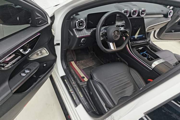 Used Mercedes-Benz C-Class 2025 C 260 L Obsidian Night Sport Edition Driver Seat