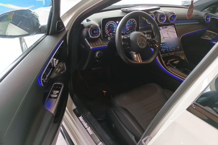 Used Mercedes-Benz C-Class 2025 C 260 L Obsidian Night Sport Edition Driver Seat