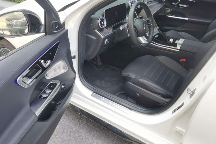 Used Mercedes-Benz C-Class 2025 C 260 L Sport Edition Driver Seat