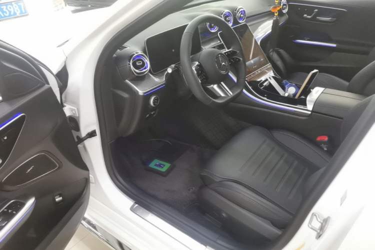 Used Mercedes-Benz C-Class 2025 Facelift C 260 L Sport Edition Driver Seat