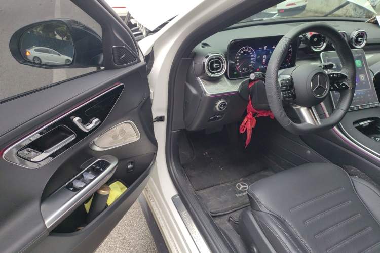 Used Mercedes-Benz C-Class 2025 C 260 L Obsidian Night Sport Edition Driver Seat