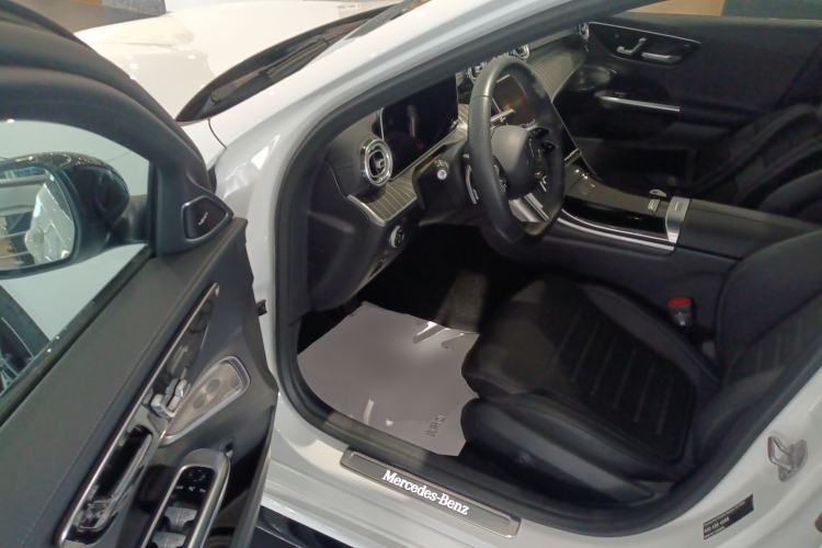 Used Mercedes-Benz C-Class 2025 C 260 L Obsidian Night Sport Edition Driver Seat