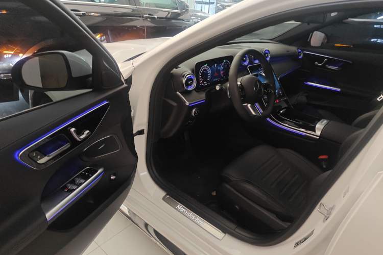 Used Mercedes-Benz C-Class 2025 C 260 L Sport Edition Driver Seat