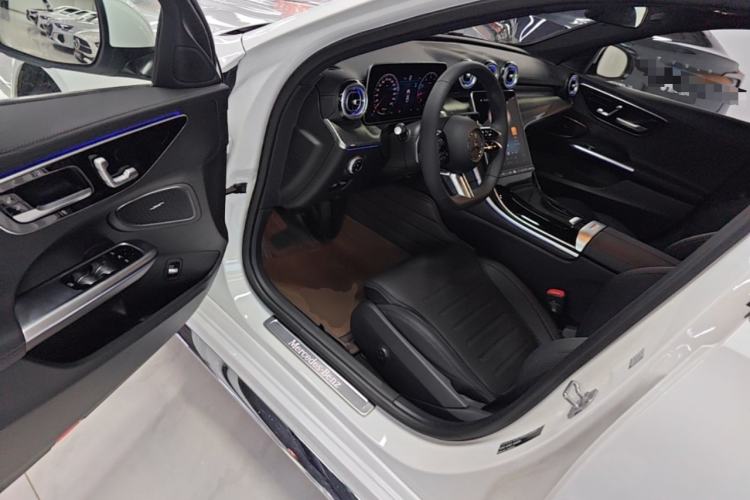 Used Mercedes-Benz C-Class 2025 Facelift C 260 L Sport Edition Driver Seat