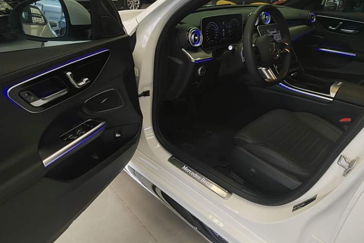 Used Mercedes-Benz C-Class 2025 C 260 L Sport Edition Driver Seat