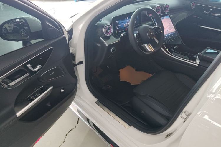 Used Mercedes-Benz C-Class 2025 Refresh C 200 L Sport Edition Driver Seat