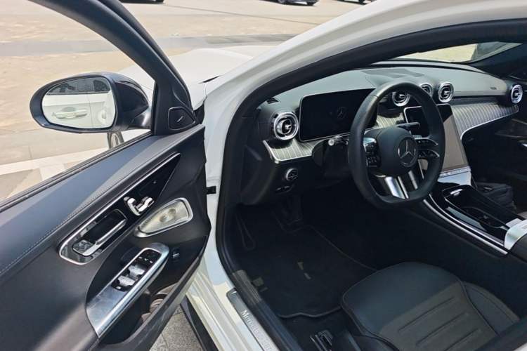 Used Mercedes-Benz C-Class 2025 C 260 L Obsidian Night Sport Edition Driver Seat