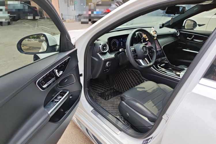 Used Mercedes-Benz C-Class 2025 Facelift C 260 L Sport Edition Driver Seat
