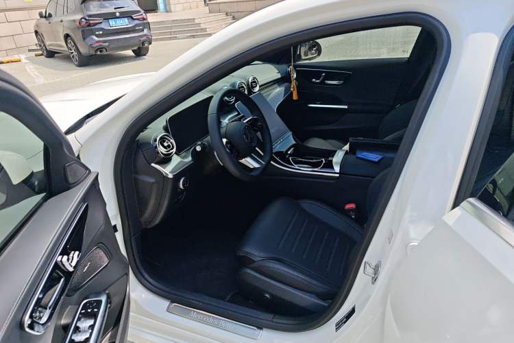 Used Mercedes-Benz C-Class 2025 C 260 L Sport Edition Driver Seat