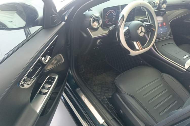 Used Mercedes-Benz C-Class 2025 C 260 L Obsidian Night Sport Edition Driver Seat